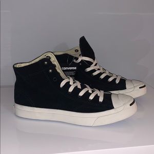 Converse *NEW* Men Size 9